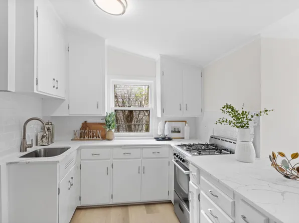 5516 45th Ave S, Minneapolis, MN 55417