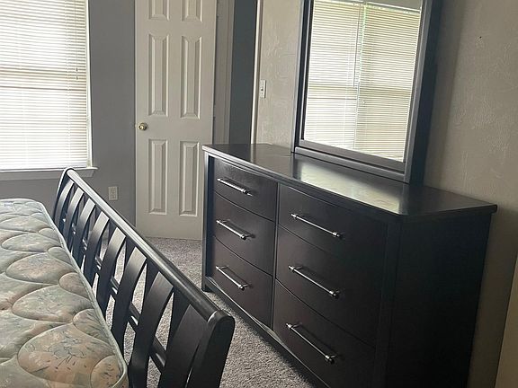 3rd image of 1304 Pinellas