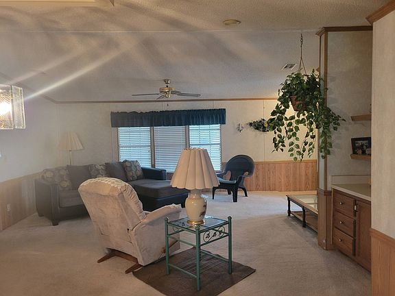 5th image of 1901 Jasper Pl #1379