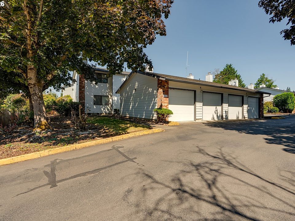 1st image of 11953 SE Holgate Blvd