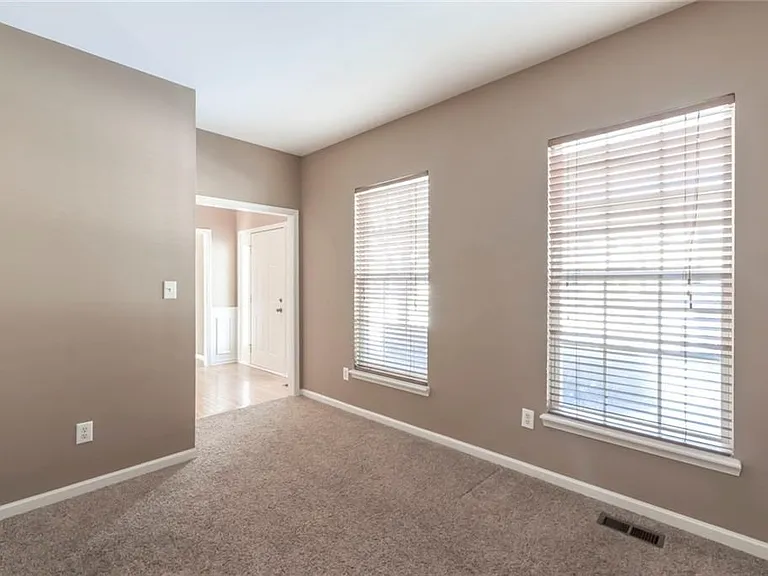 9972 Parkshore Dr — Photo 10