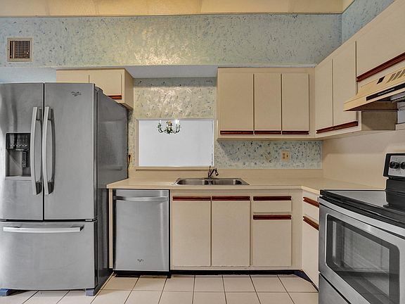 5th image of 9153 W Sunrise Boulevard #9153