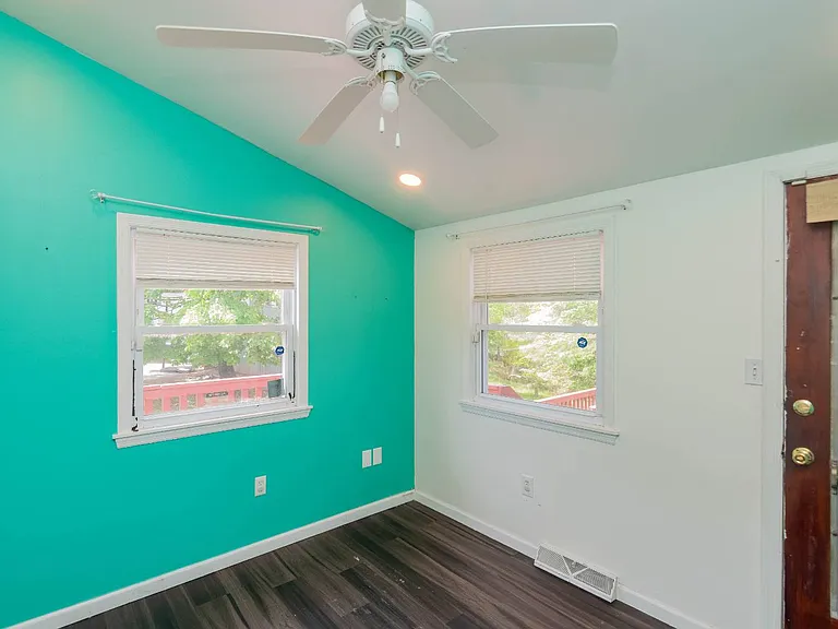 9 Shirley Rd — Photo 23