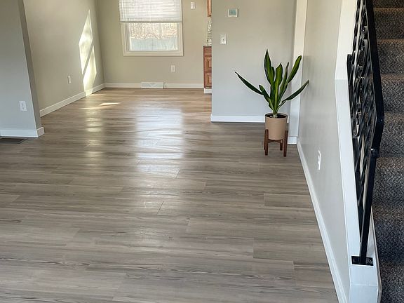2nd image of 7658 Stuhldreher St NW