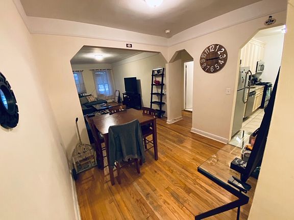 2nd image of 242 E 87th St APT 4K