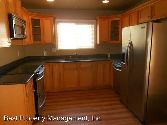 3rd image of 21 Orinda Ct