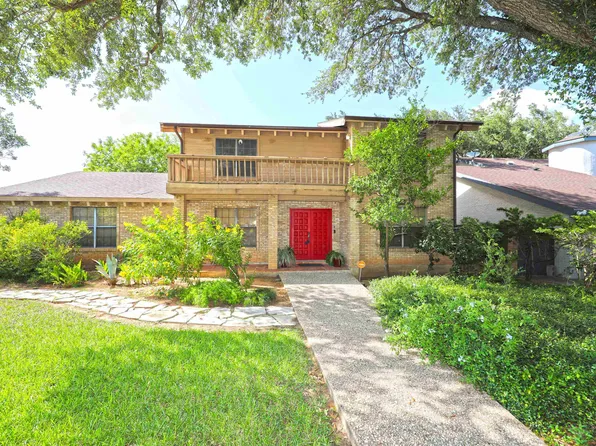 410 Westmont Dr, Laredo, TX 78041