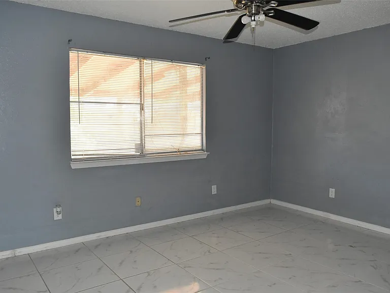 2014 High Bluff Dr — Photo 10