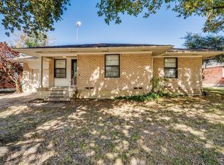 209 Redbud St, Ferris, TX 75125