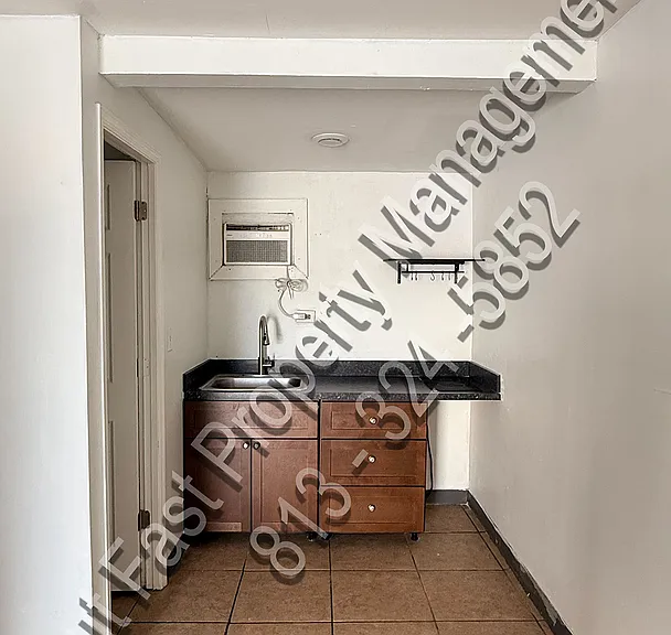 9718 N Nebraska Ave — Photo 4