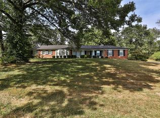 3 Lynnbrook Rd, Saint Louis, MO 63131