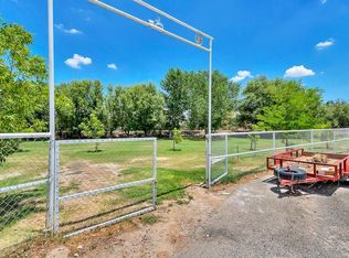 4031 Roadside Ct, El Paso, TX 79922