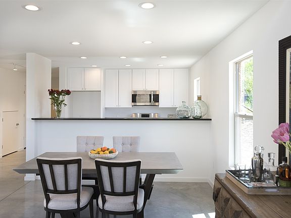 4th image of 2180 W Alameda St #28