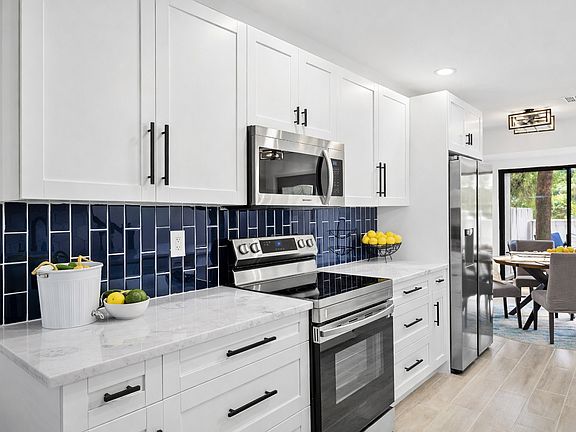 4th image of 12726 Peconic Ct