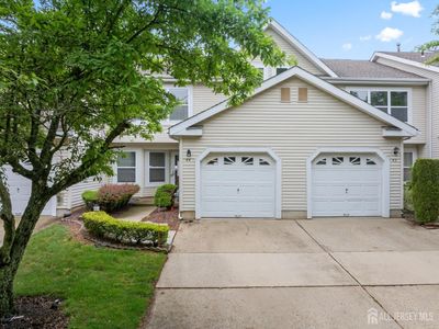 44 Treat Ln, East Brunswick, NJ, 08816