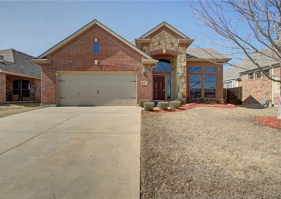 1st image of 12517 Outlook Ave