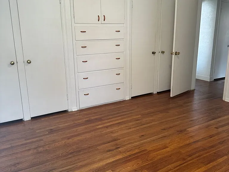 1533 Melrose St — Photo 11