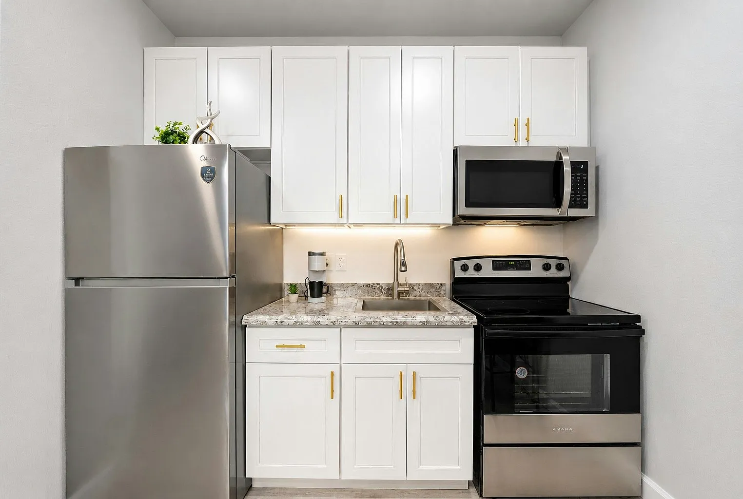 809 Ave K, Unit A — Photo 3