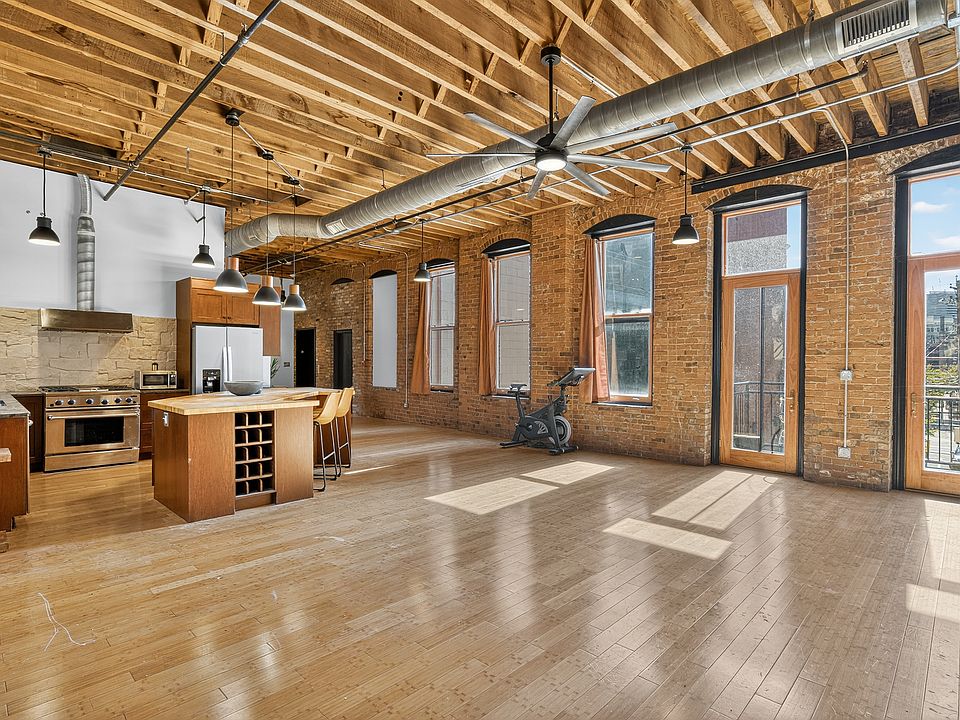 main space with city view