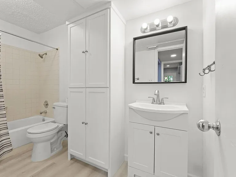2121 Hepburn St #1216 — Photo 15