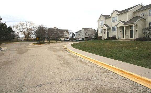 3rd image of 2602 Canyon Dr