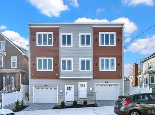 333 74th St, Elmwood Park, NJ 07407