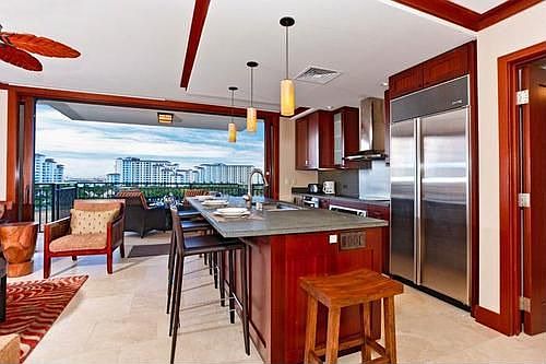 4th image of 92-102 Waialii Pl APT 805