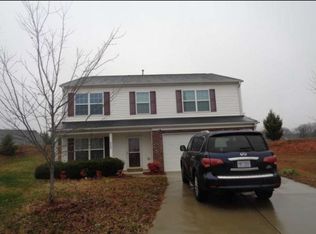 2208 Waverly Dell Dr, Winston Salem, NC 27127