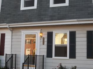 8210 Dunfield Ct, Severn, MD 21144