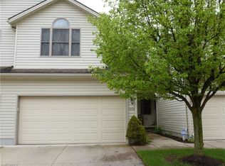 1033 Parsons Rd, Grafton, OH 44044