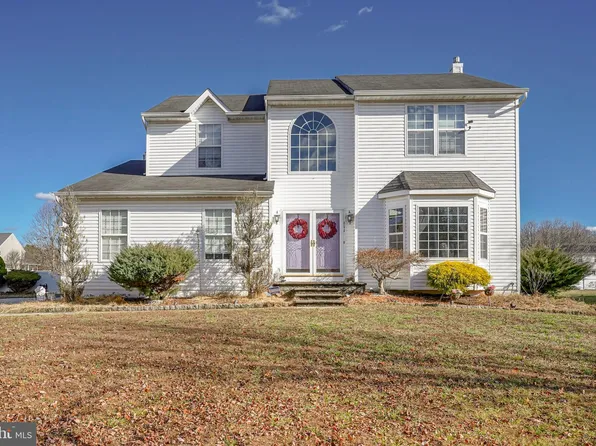 111 Ryans Run, Sicklerville, NJ 08081