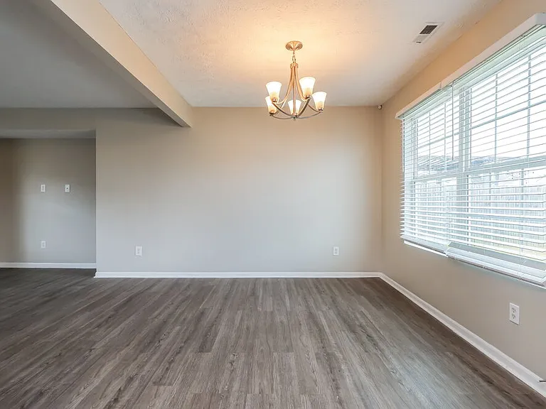 6514 Hunters Creek Blvd — Photo 7