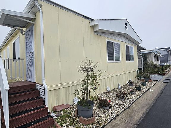 2nd image of 123 Zartop St