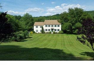 199 Walnut Tree Hill Rd, Sandy Hook, CT 06482