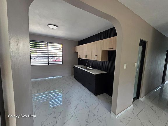 4th image of 290 CALLE CEIBA