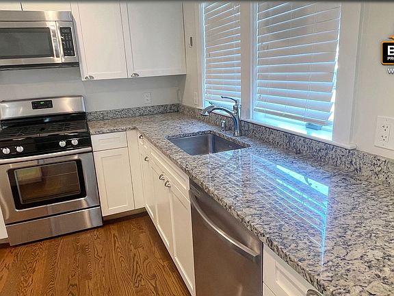 4th image of 43 Grove St #1