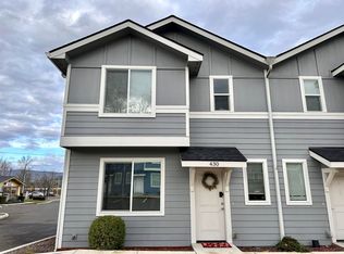 430 Oak St, Phoenix, OR 97535