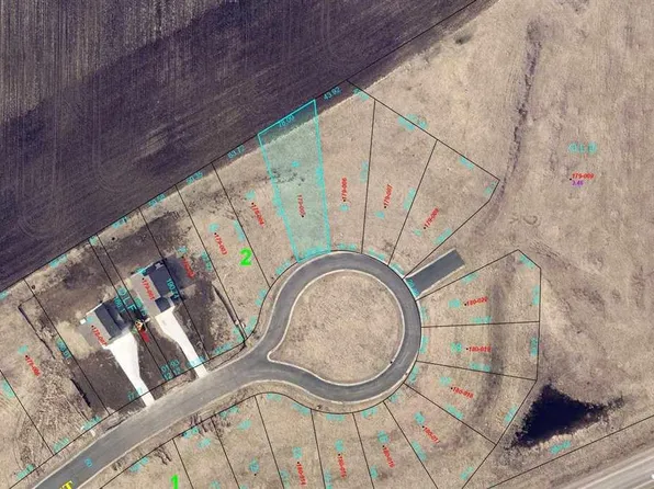 924 Three Lakes Ct, Madison Lake, MN 56063