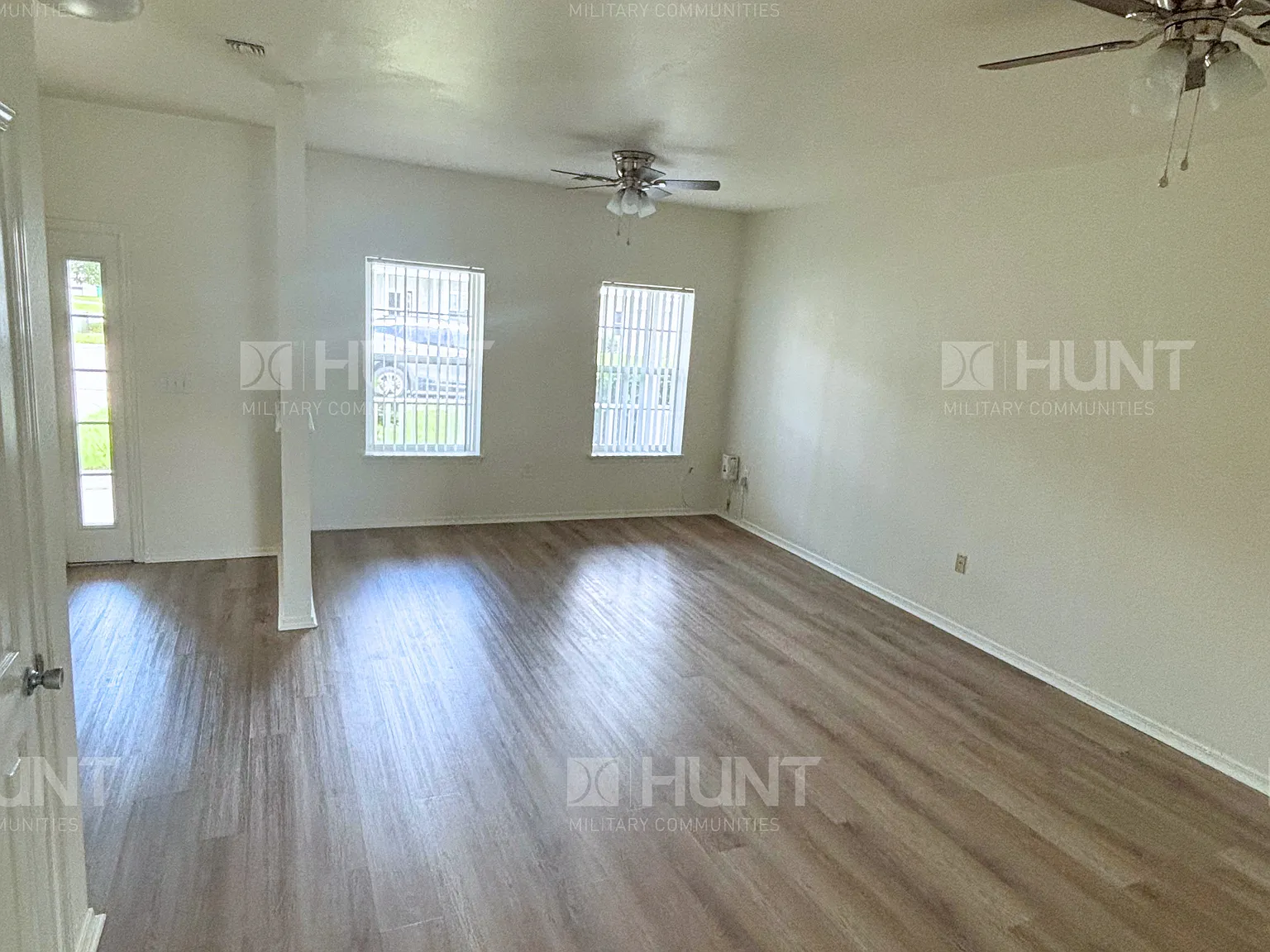 3 bed, 2.5 bath, 1640 sqft, $2,000 — Photo 4