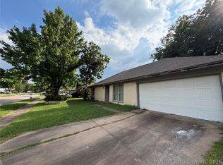 2202 S 117th Ave E, Tulsa, OK 74129