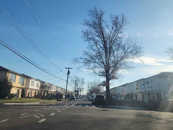 5th image of 159-52 91st St