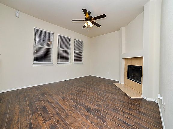 2nd image of 4637 Indian Rock Dr