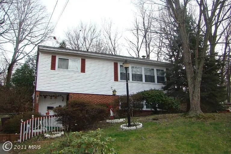 13309 Maple Leaf Ln photo 1