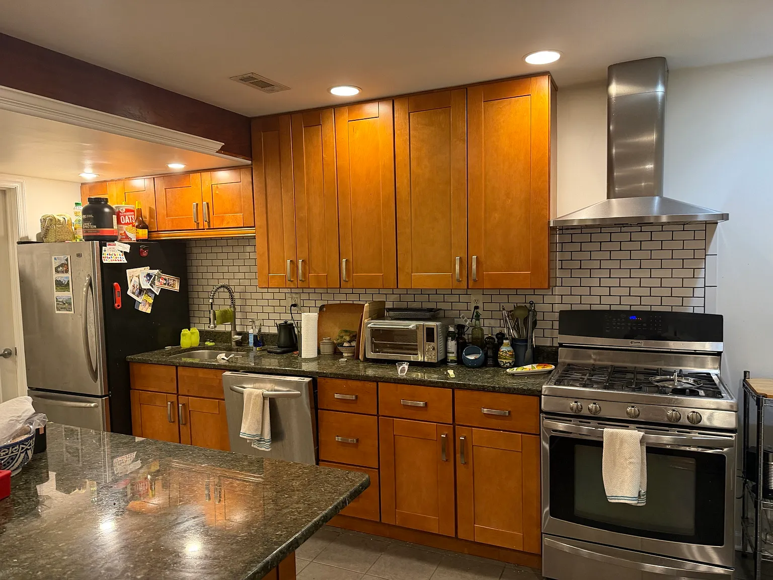 2 bed, 1.5 bath, 1092 sqft, $2,350 — Photo 3