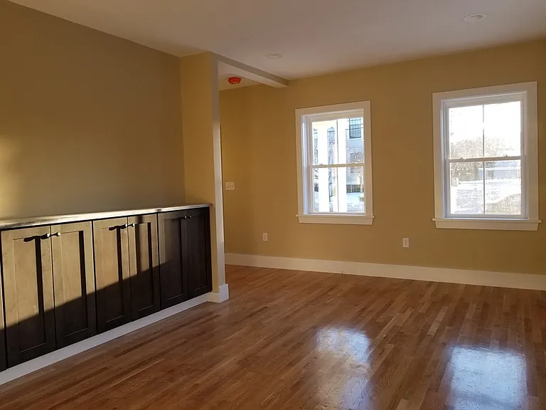 98 Main St #98 — Photo 5