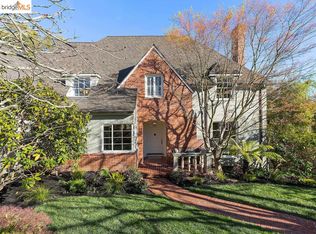 24 Crest Rd, Piedmont, CA 94611