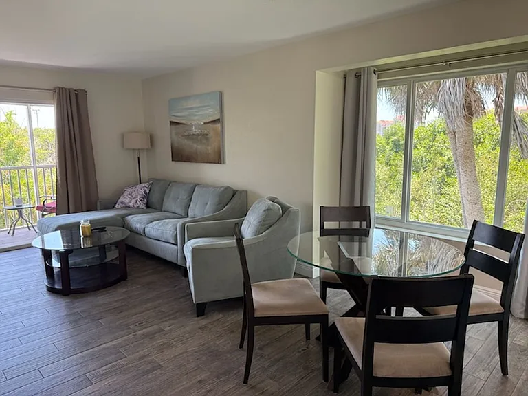 2215 San Marco Rd #4-204 — Photo 6