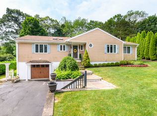 12 Jay Rd, Stamford, CT 06905