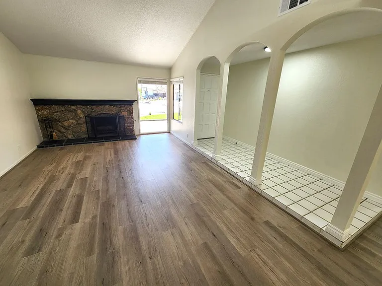 80 N Lucas Ct — Photo 15