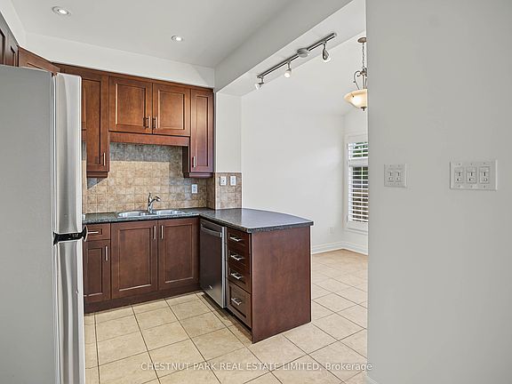 4th image of 48 Grace St